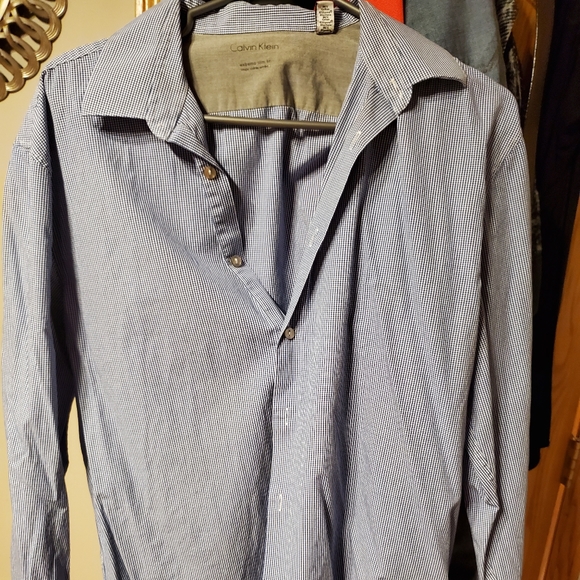 Men'sCalvin Klein shirt for $20